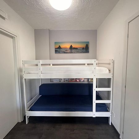 Appartamento I Puritani On The Beach Джардіні-Наксос Екстер'єр фото